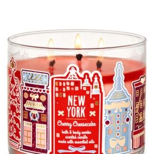 BATH AND BODY WORKS TRIPLE WICK CANDLES